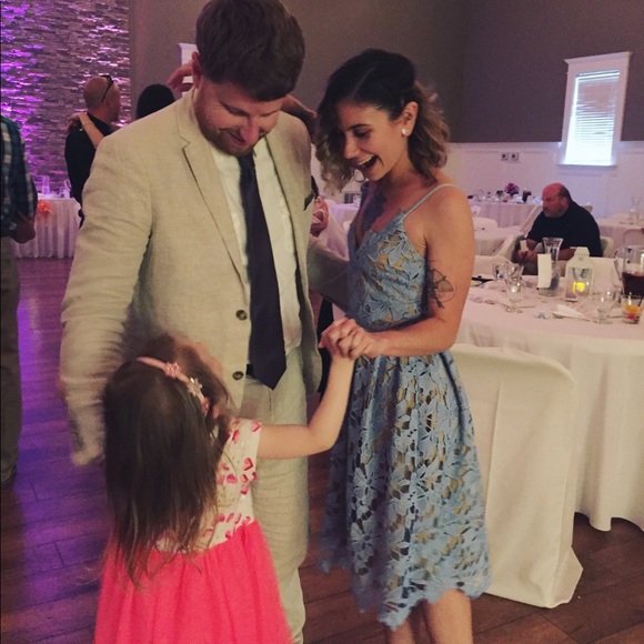 Meet your Posher, Kristen - Picture 4 of 4